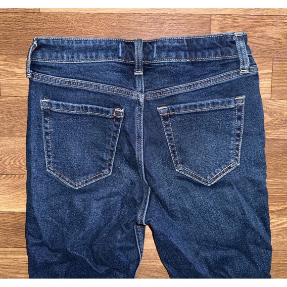 Abercrombie & Fitch The Skinny High Rise Distressed Dark Wash Jeans Size 2 - Picture 5 of 5